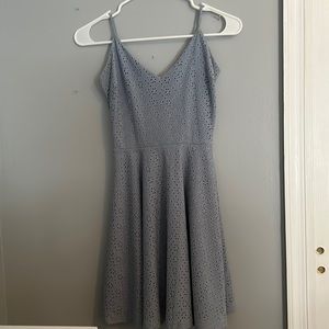 Light blue eye lit dress